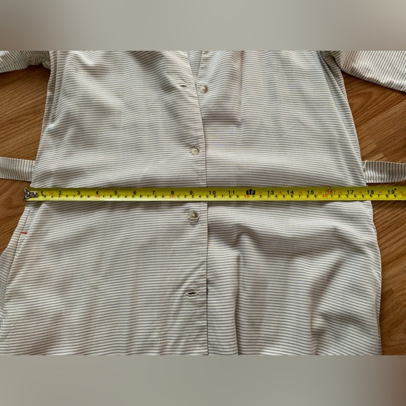 Ines de la Fressange x Uniqlo button down dress - Picture 7 of 9